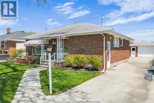 Photo du bâtiment - 446 St John St