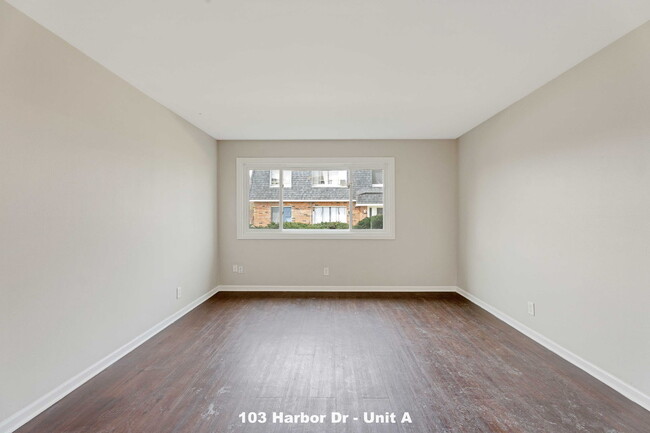 Foto del edificio - 103 Harbor Dr