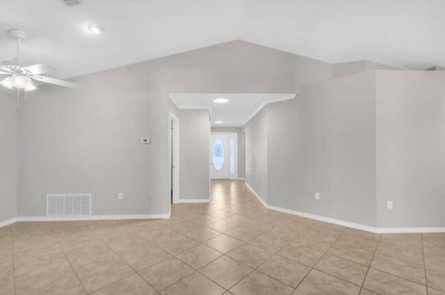 Foto del edificio - 4639 Windstarr Dr