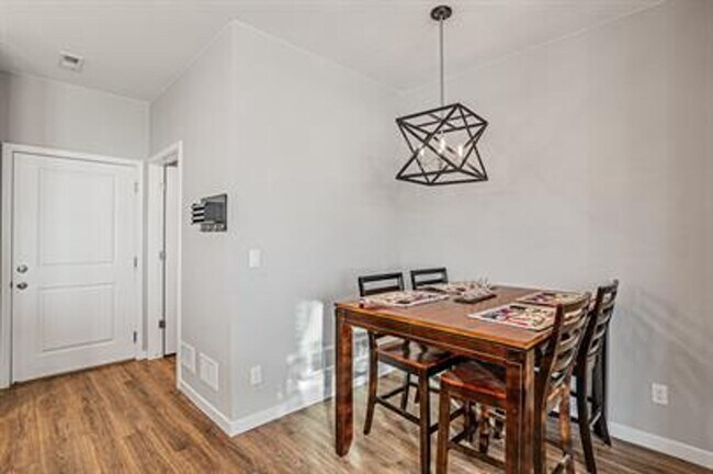 Foto del edificio - Modern 3 Bed/ 2.5 Bath Townhome in Sterling Ranch