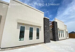 Building Photo - 2011 Stardust Ln