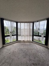 Building Photo - 5070 Likini St