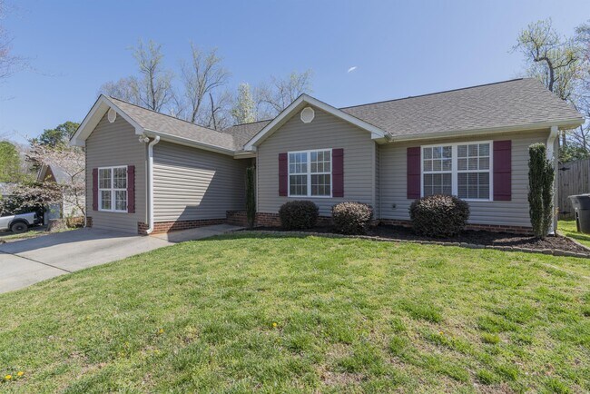 Building Photo - 1006 Raywood Ct