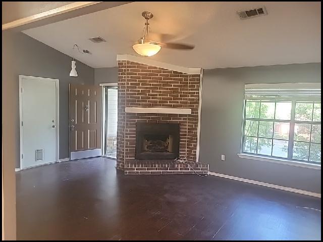 Foto del edificio - 1702 Calgary Trail