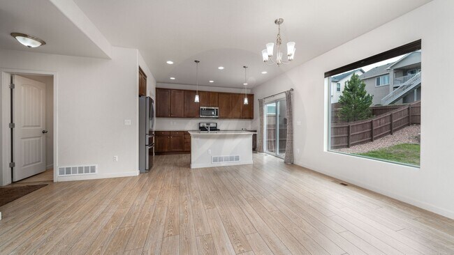 Building Photo - 10825 Fossil Dust Dr