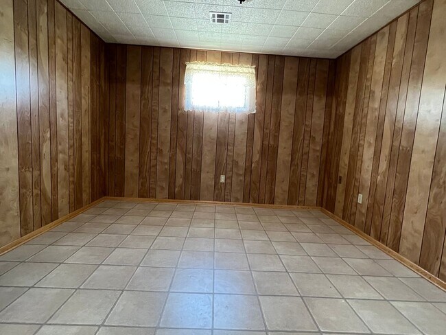 Building Photo - 606 SW 26th Pl