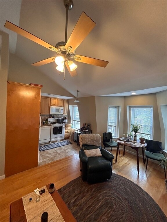 Building Photo - 141 Galen St