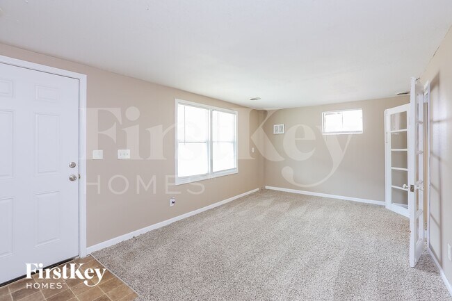 Foto del edificio - 1104 Kearney Rd