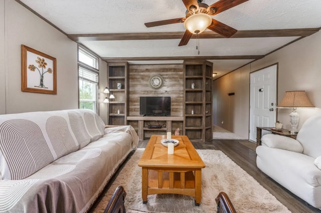 Foto del edificio - 1225 Holbert Cemetery Rd