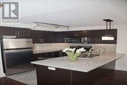 Photo du bâtiment - 676-676 Sheppard Ave E