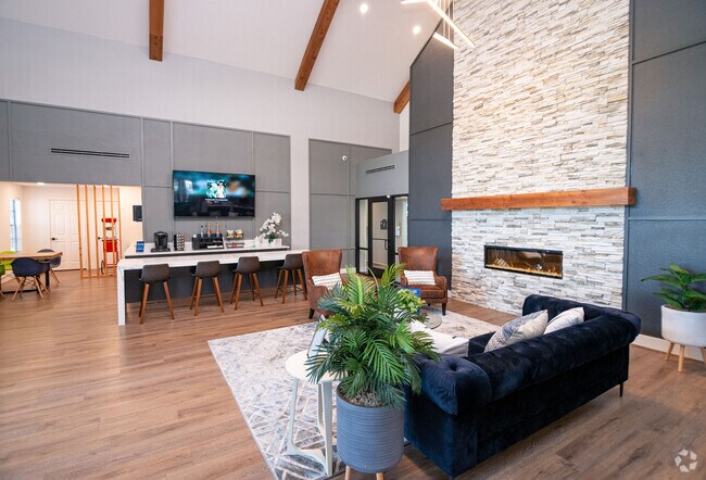 Thumbnail for Home Gym Penthouse Apartments In League City