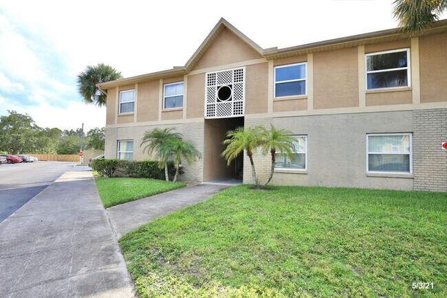 Photo - Spacious 2/2 Condo Located in the Gated Community of Hawthorne Village - Orlando!