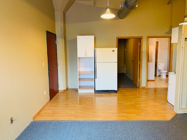 Foto del edificio - 311 N 8th St