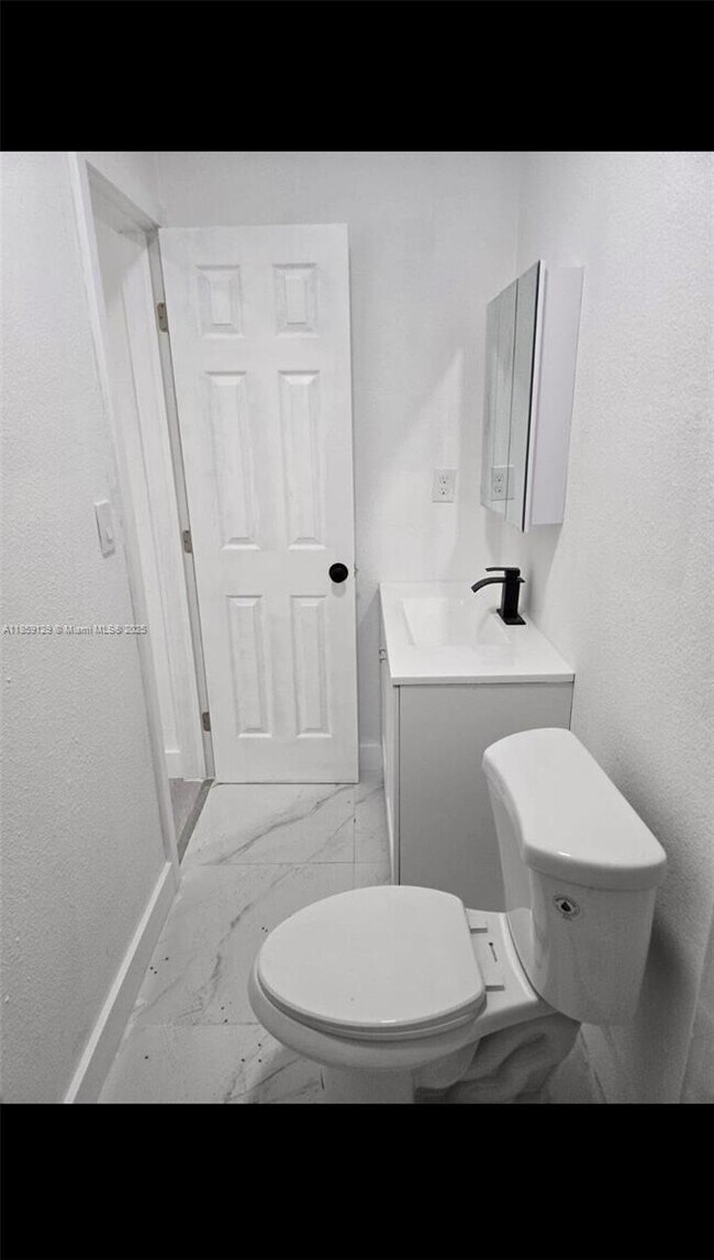 Foto del edificio - 17616 SW 145th Ct