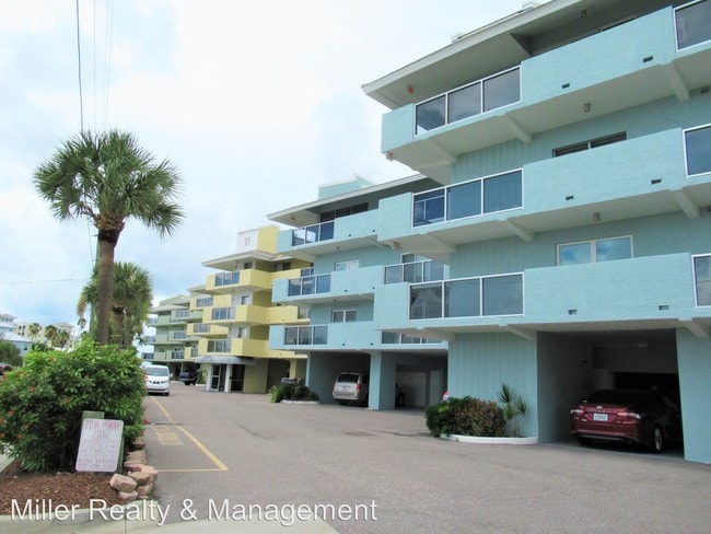 Building Photo - 1100 Pinellas Bayway S