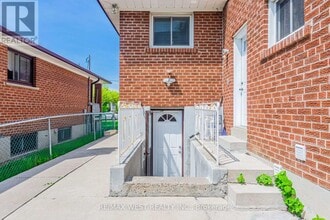 Building Photo - 31 Clair Rd