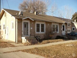 Building Photo - 1312 1st St W