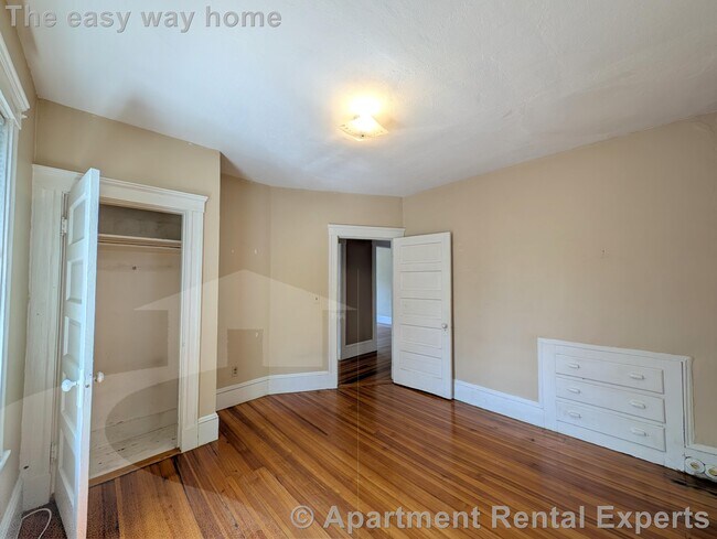 Foto del edificio - 49 Conwell Ave