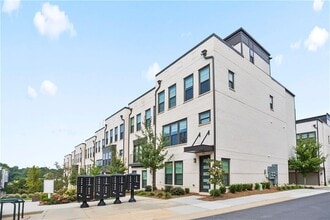 Building Photo - 534 Whitlox Rd NW