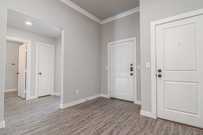 Foto del edificio - 2405 Partridge St