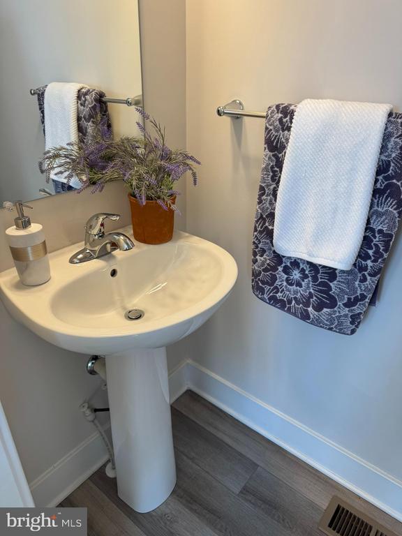 Foto del edificio - 7919 Wormans Mill Rd