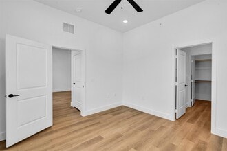 Building Photo - 1415B Forward Dr