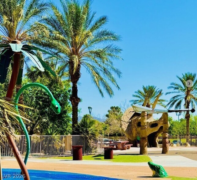 Foto del edificio - 4445 Meadowlark Wing Way