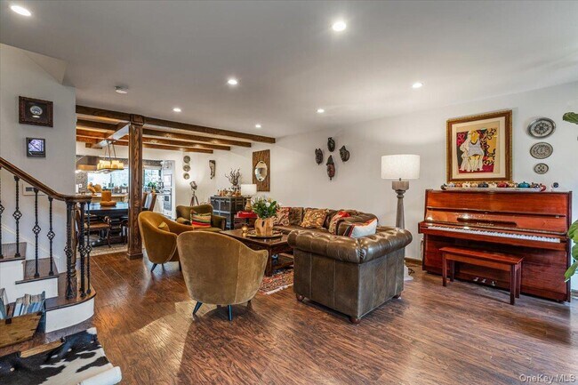 Foto del edificio - 68-48 Fleet St