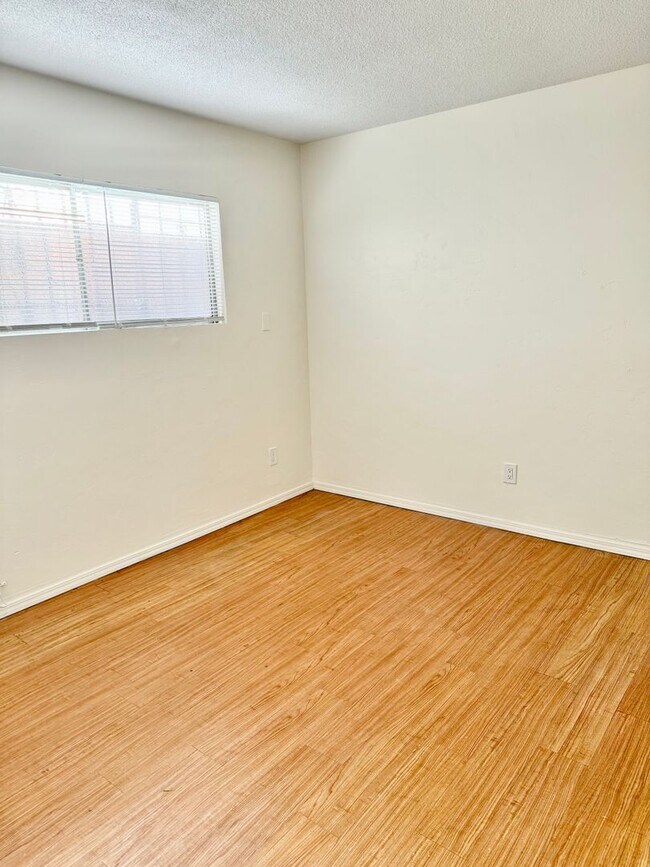 Foto del edificio - Charming Two Bed in North Park
