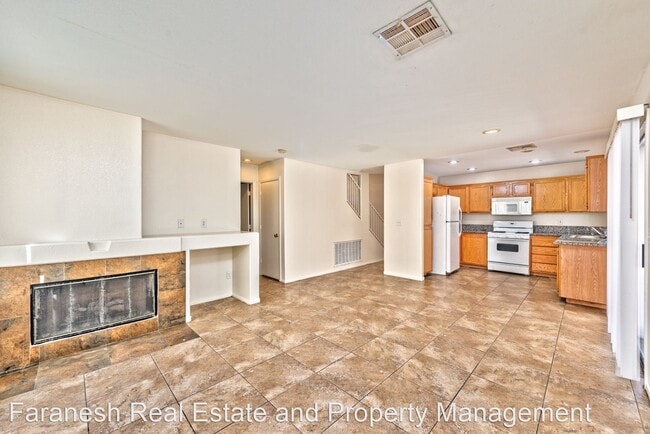 Building Photo - 3 br, 2.5 bath House - 151 Muddy Creek Ave