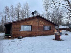 Building Photo - 876 N Wesglenn Cir