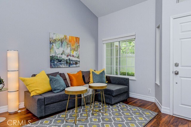 Foto del edificio - 806 S Amber Ln