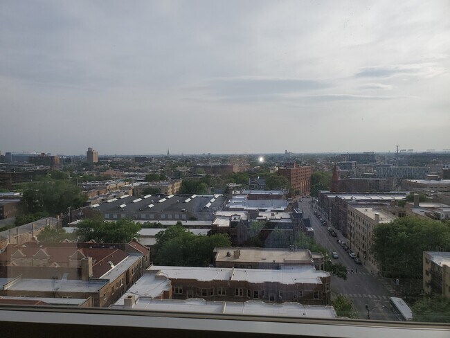 Foto del edificio - 3550 N Lake Shore Dr