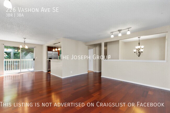Foto del edificio - 226 Vashon Ave SE