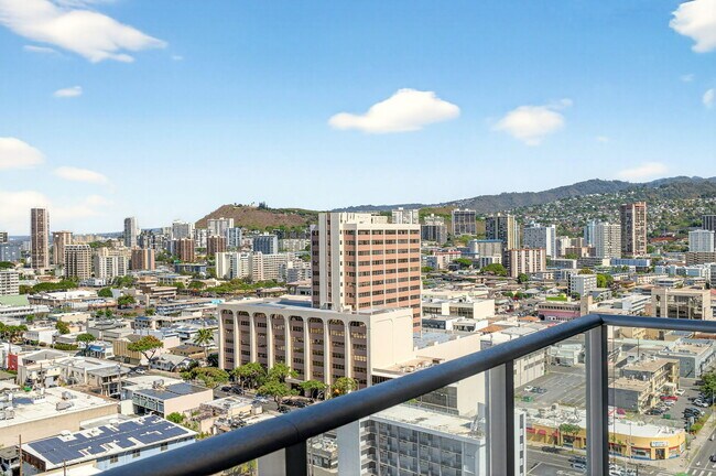 Foto del edificio - 1515 Liona St