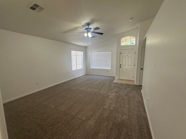 Building Photo - Fantastic 3bd/2ba home in Chandler!!