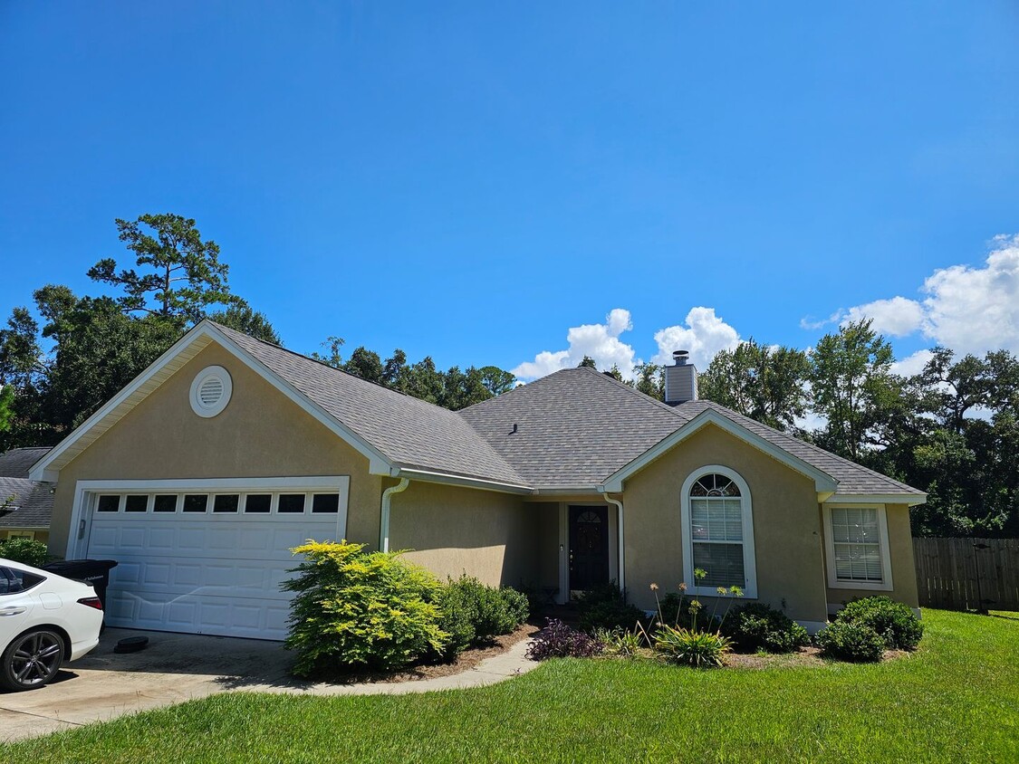 Foto principal - East Tallahassee Home Near Fallschase