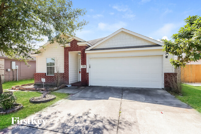 Building Photo - 3519 Apache Meadows Drive