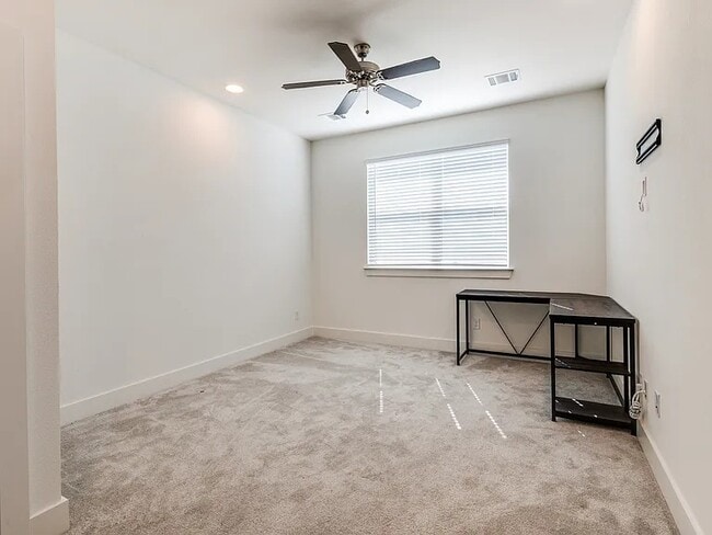 Building Photo - 2818 Addison Park Ln