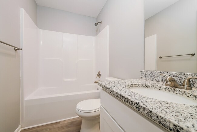 Foto del edificio - Fantastic 4bd/3ba home! Coming soon!