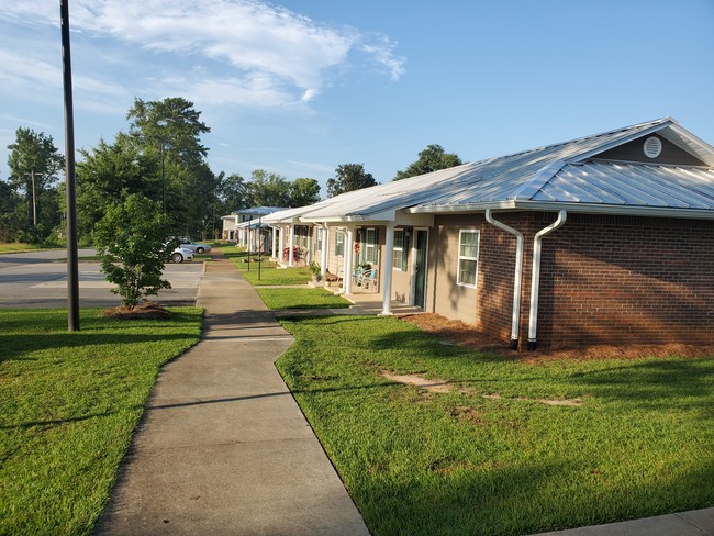 Foto del edificio - Tanglewood Apartments