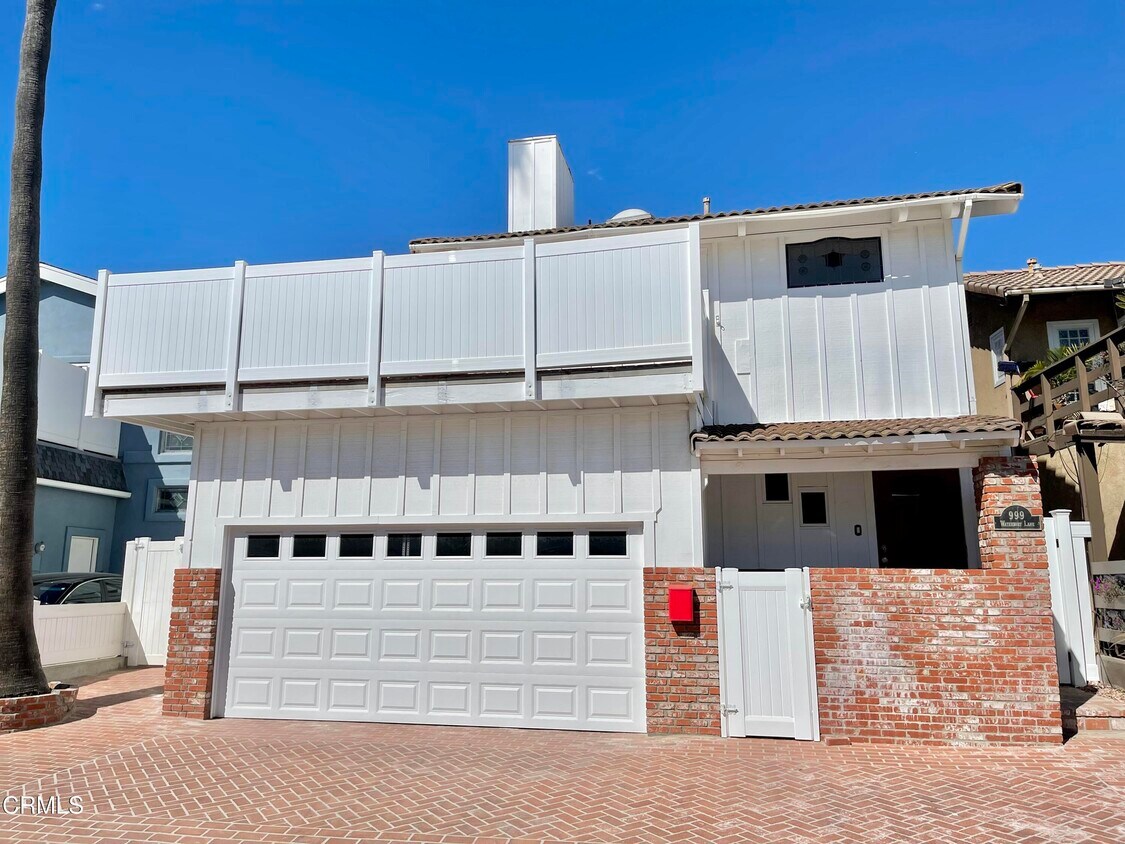 Foto principal - 999 Waterbury Ln