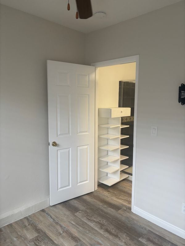 Foto del edificio - 829 Kostner Dr