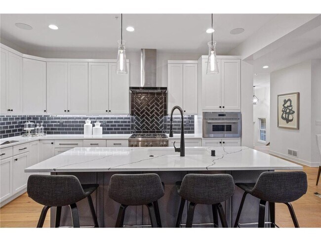 Foto del edificio - 8132 Eden Prairie Rd