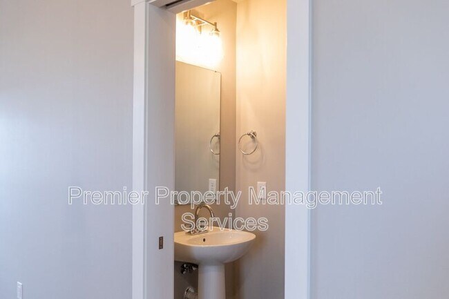 Foto del edificio - 6011 Elysian Rd