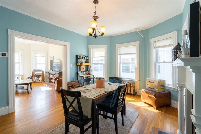 Foto del edificio - 78 Mapleton St