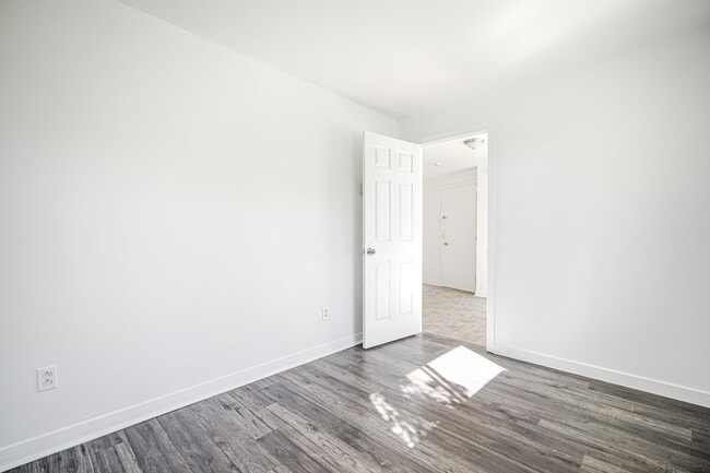 Building Photo - 501 Rue Jubinville