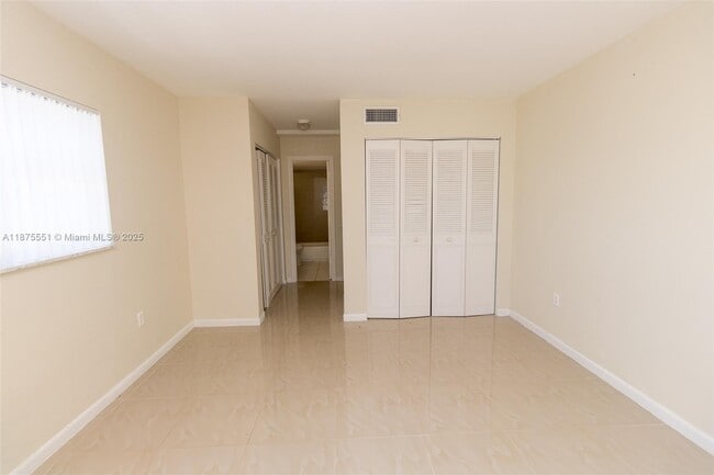 Foto del edificio - 3701 Jackson St