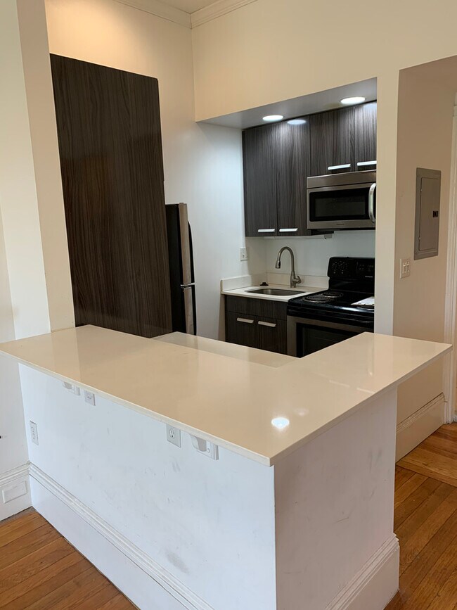 Building Photo - 349 Commonwealth Ave