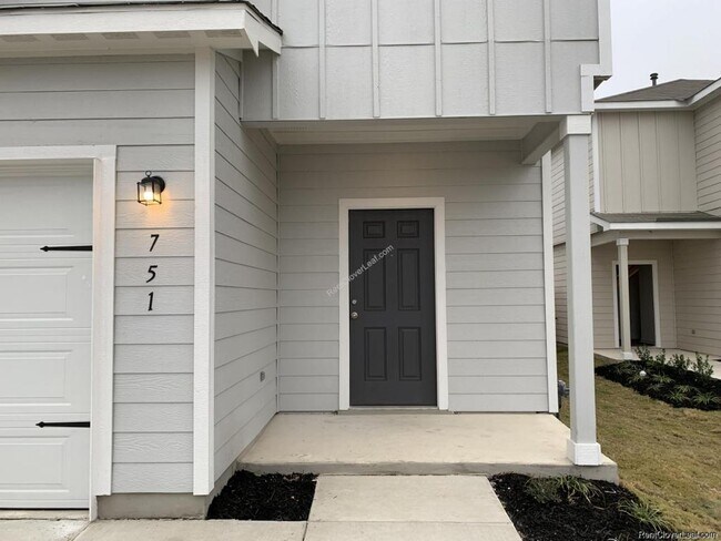 Building Photo - 751 Wonderland Trl